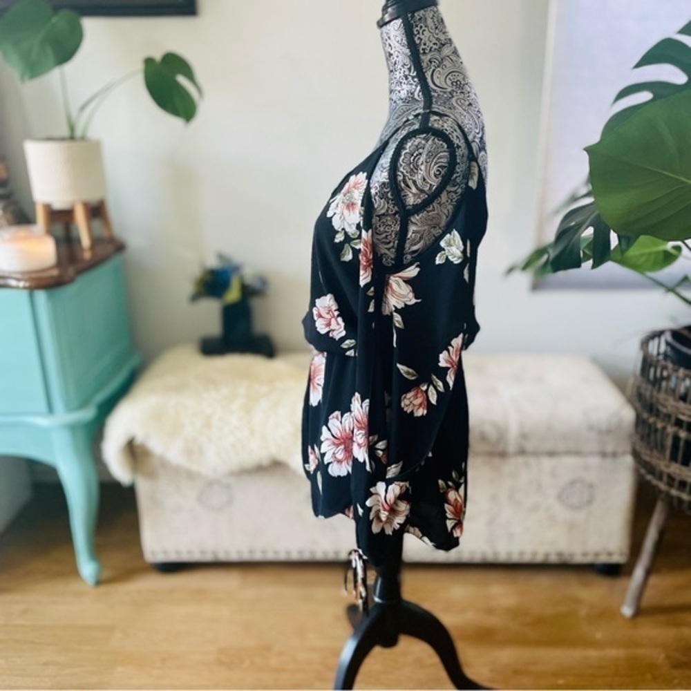 Floral Romper with Open Long Cutout Sleeves - Picture 6 of 7